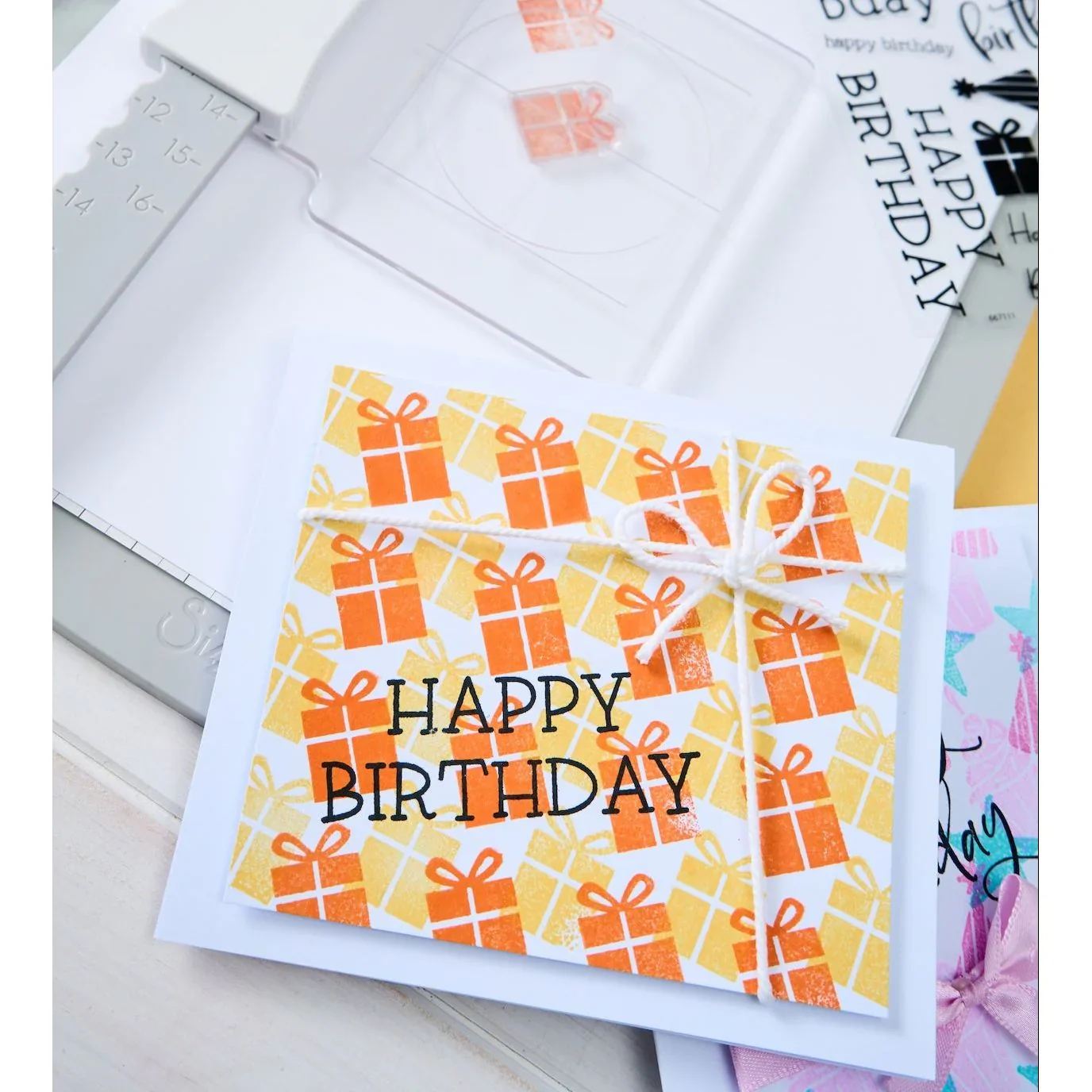 Sizzix Mini Catherine Pooler April'26 Complete Bundle (Save £20) - Image 4