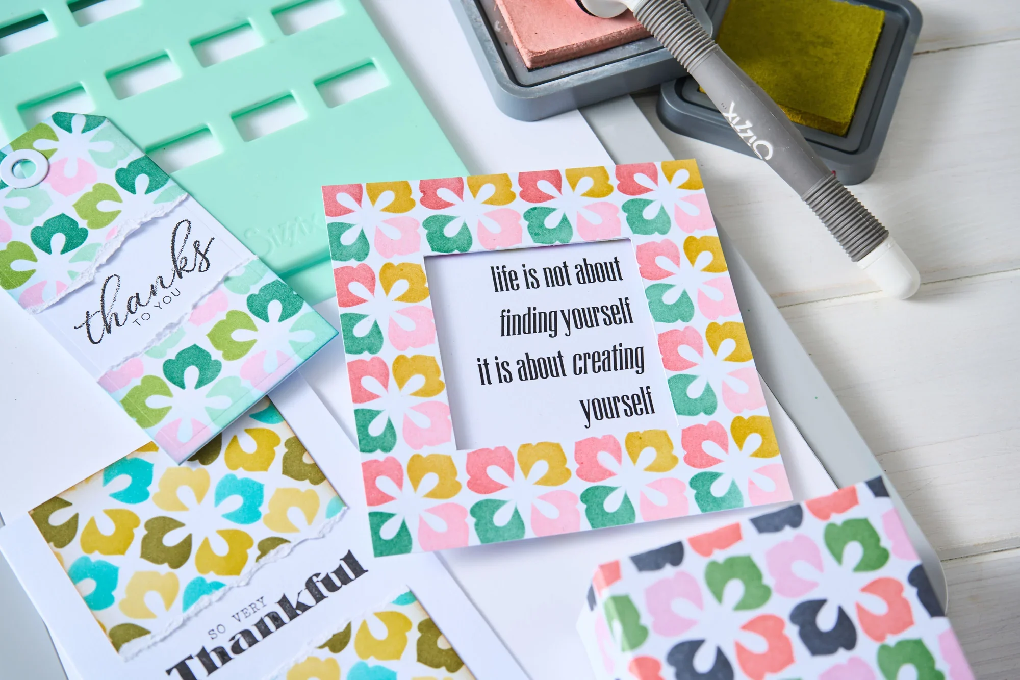 Sizzix Rotating Stencils Bundle - Image 9